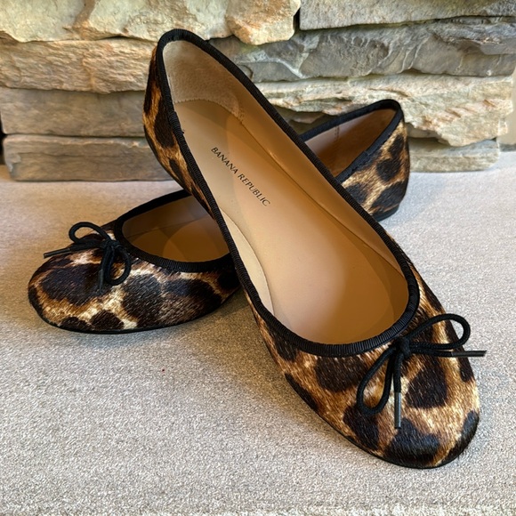 Banana Republic leopard print black and brown flats women size 6 - Picture 1 of 7